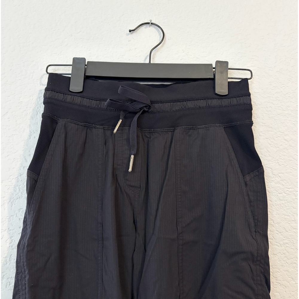 Lululemon Beyond the Studio Crop Black Joggers High Rise SIZE 0 - Picture 3 of 9